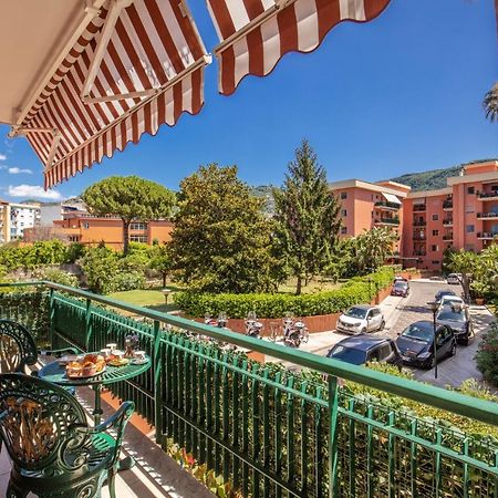 Domus Vittoria - The Luxury Quintessence Apartamento Sorrento Exterior foto